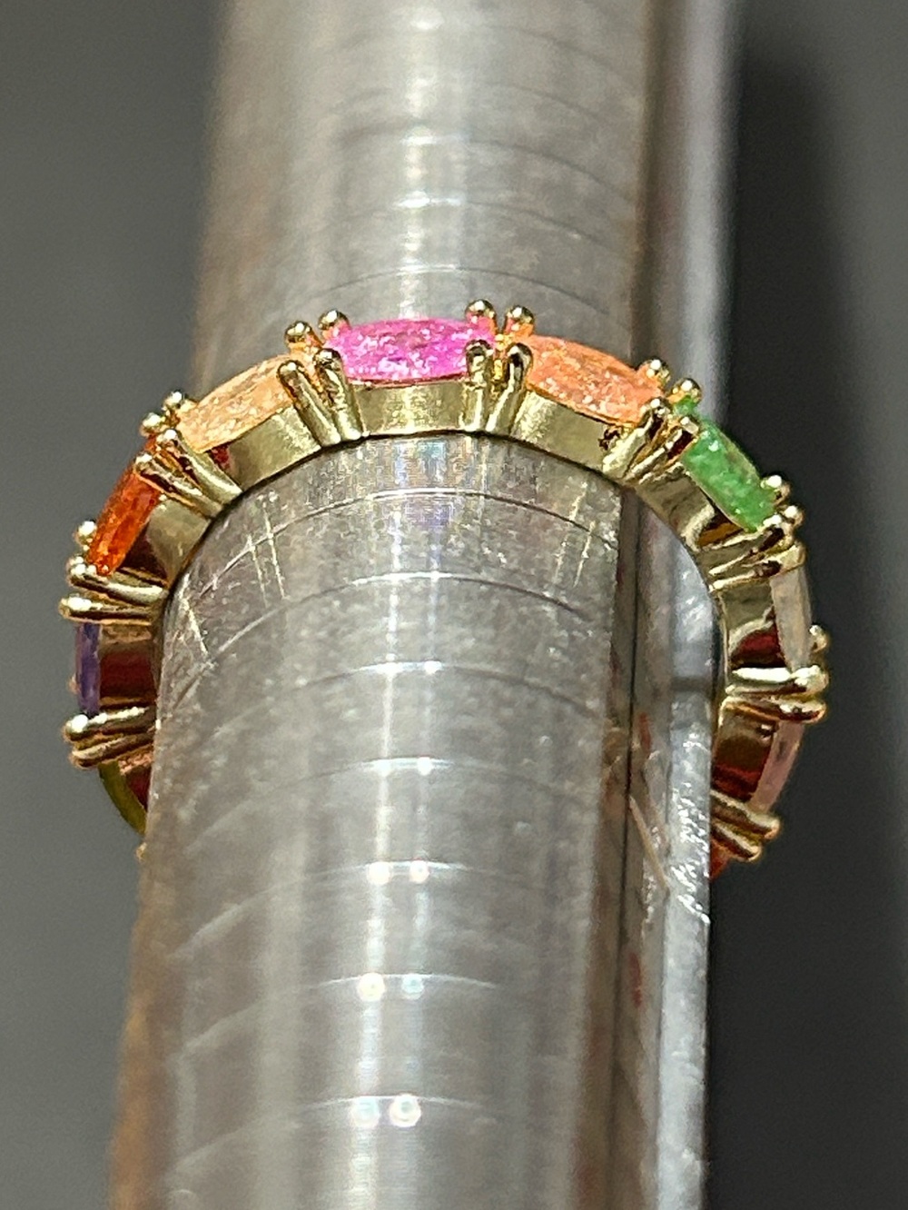 New multicolored gold ring, ~6.4